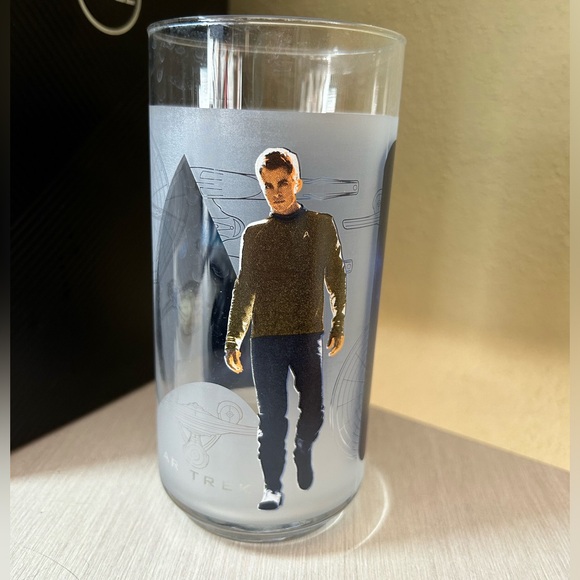 Star Trek Burger King Glass - Kirk - Picture 4 of 5
